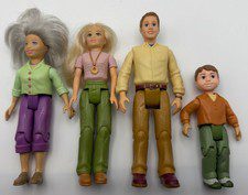 Fisher Price Loving Family Dollhouse Mom Dad Gramma Boy Brother 2006 Kids Toys